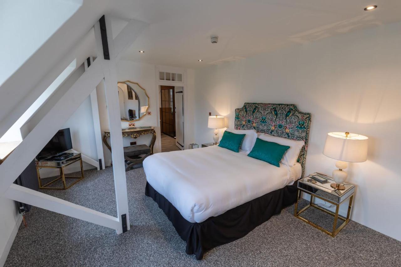Sneaton Castle Hotel วิทบี ภายนอก รูปภาพ