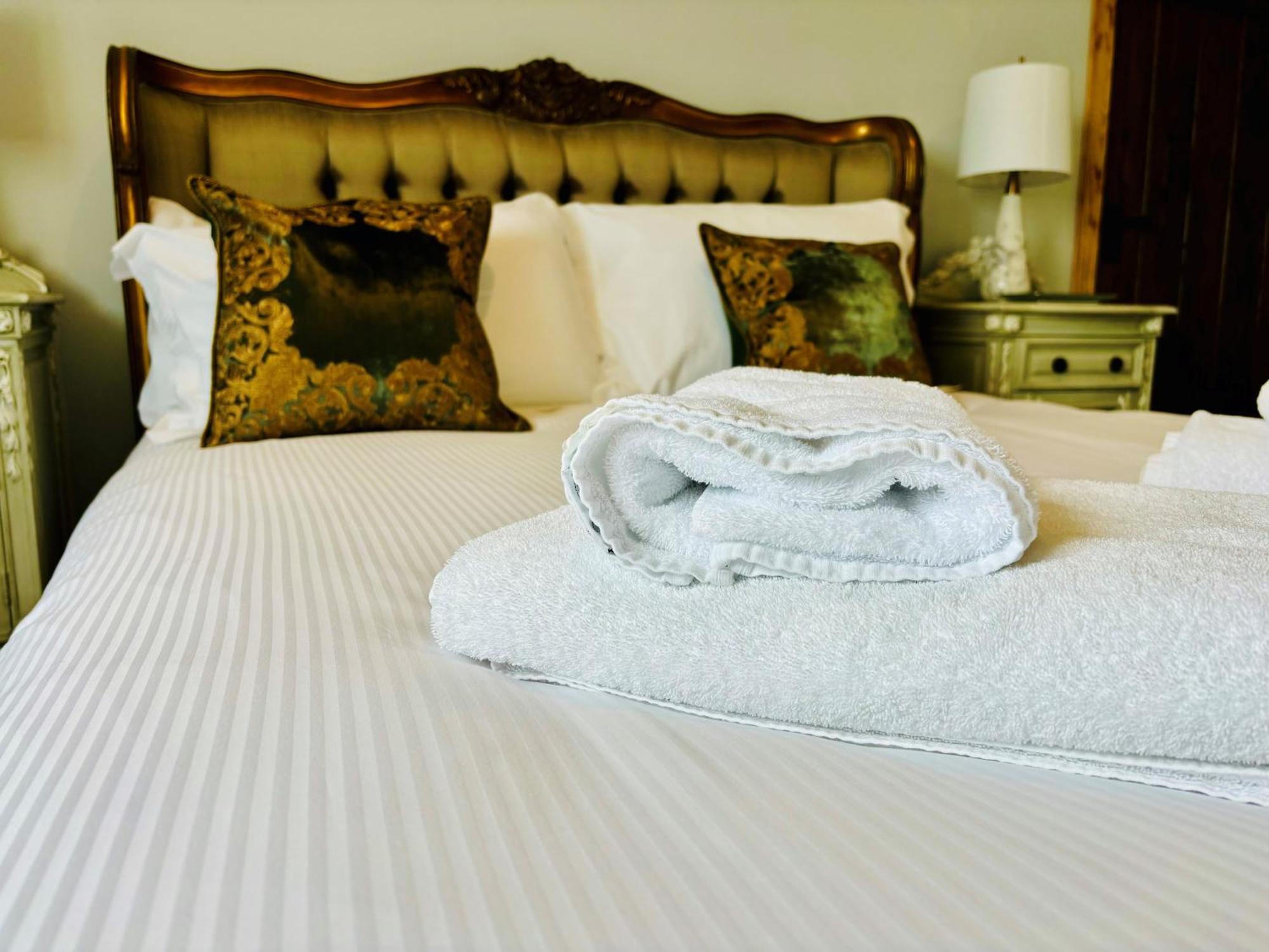Sneaton Castle Hotel วิทบี ภายนอก รูปภาพ