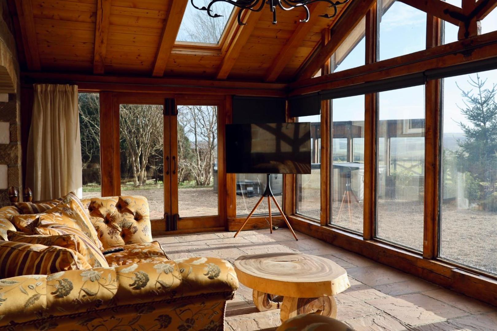 Sneaton Castle Hotel วิทบี ภายนอก รูปภาพ